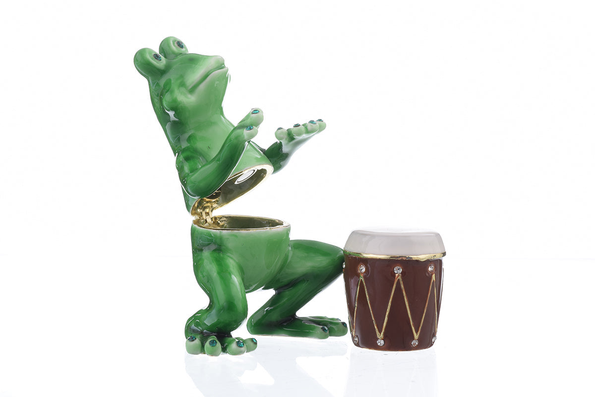Keren Kopal Frog Playing Drums