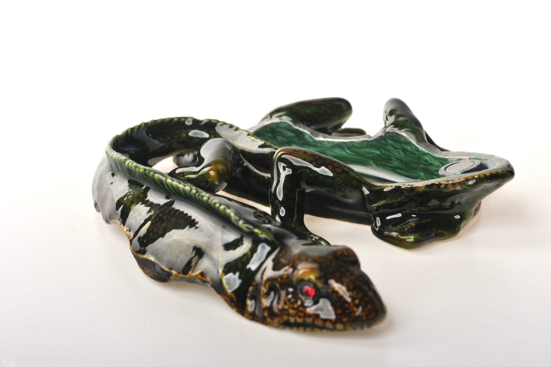 Keren Kopal Dark Green Lizard