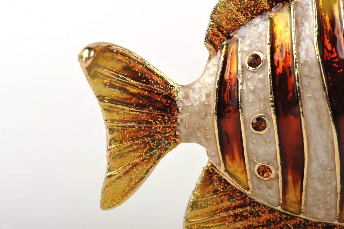 Keren Kopal Fish with Amber Stripes