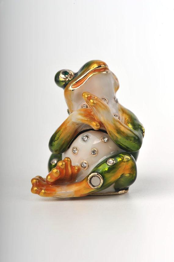 Keren Kopal Frog Mother and Son