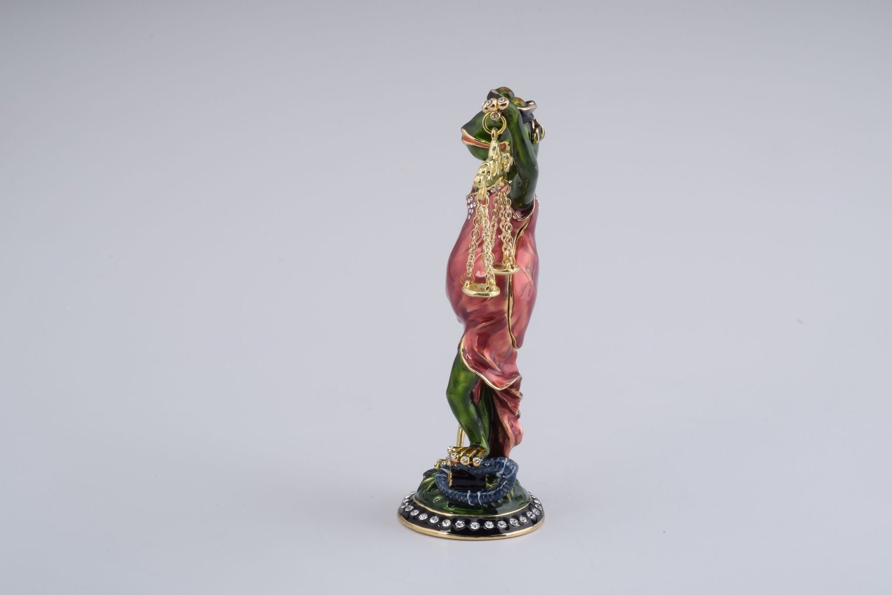 Keren Kopal Frog of Justice