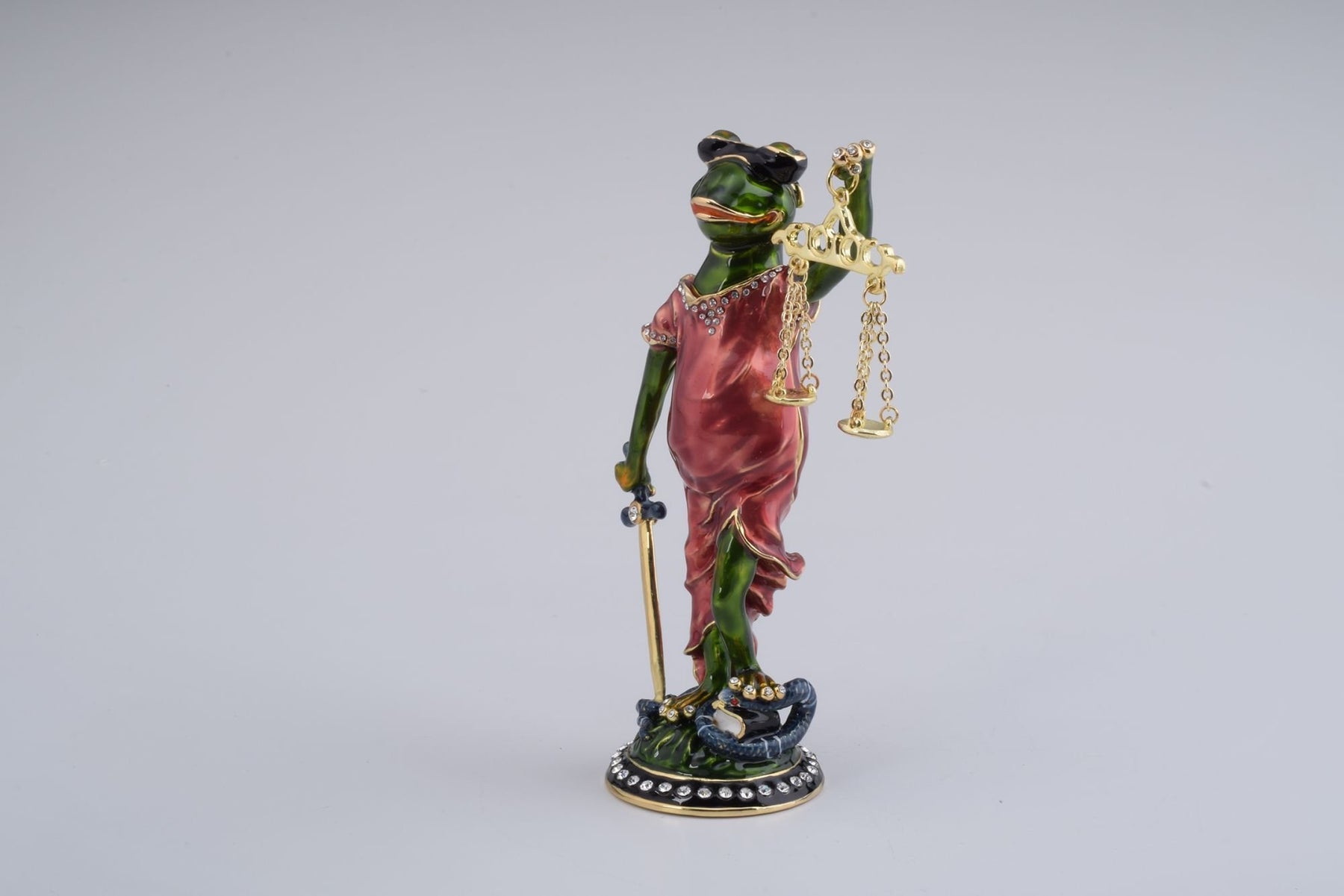 Keren Kopal Frog of Justice