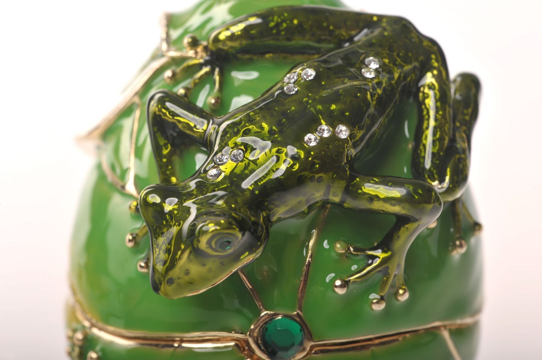 Keren Kopal Frogs Faberge Egg