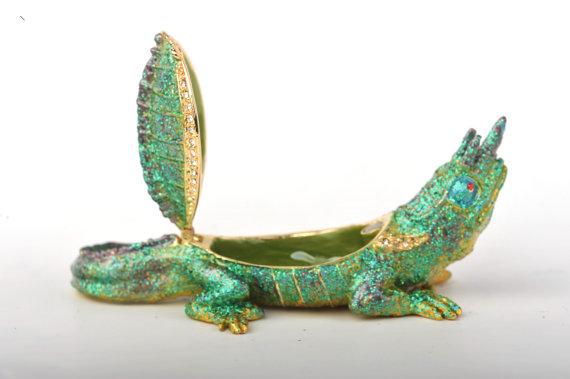 Keren Kopal Glittery Green Dragon