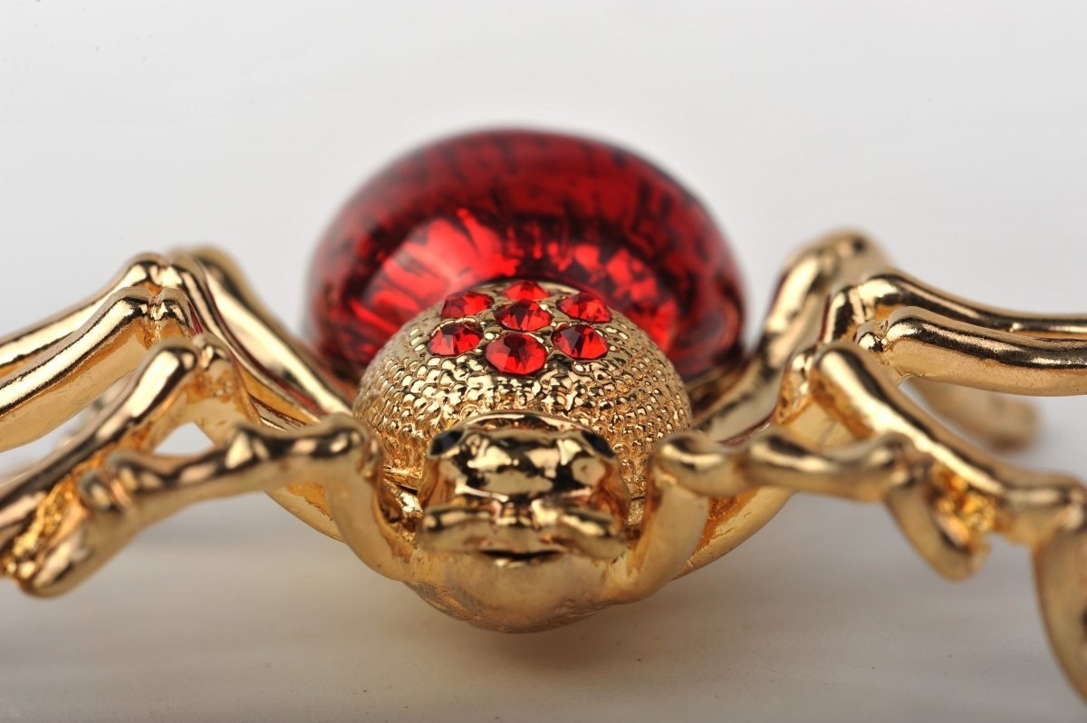Keren Kopal Gold & Red Spider