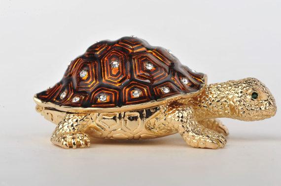 Keren Kopal Golden Brown Turtle