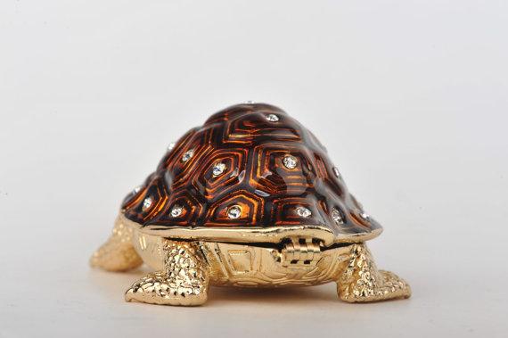 Keren Kopal Golden Brown Turtle