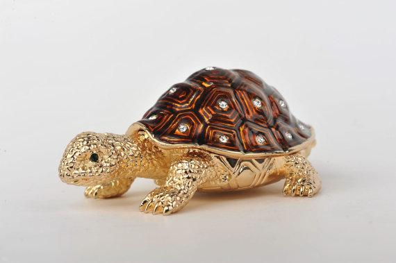 Keren Kopal Golden Brown Turtle