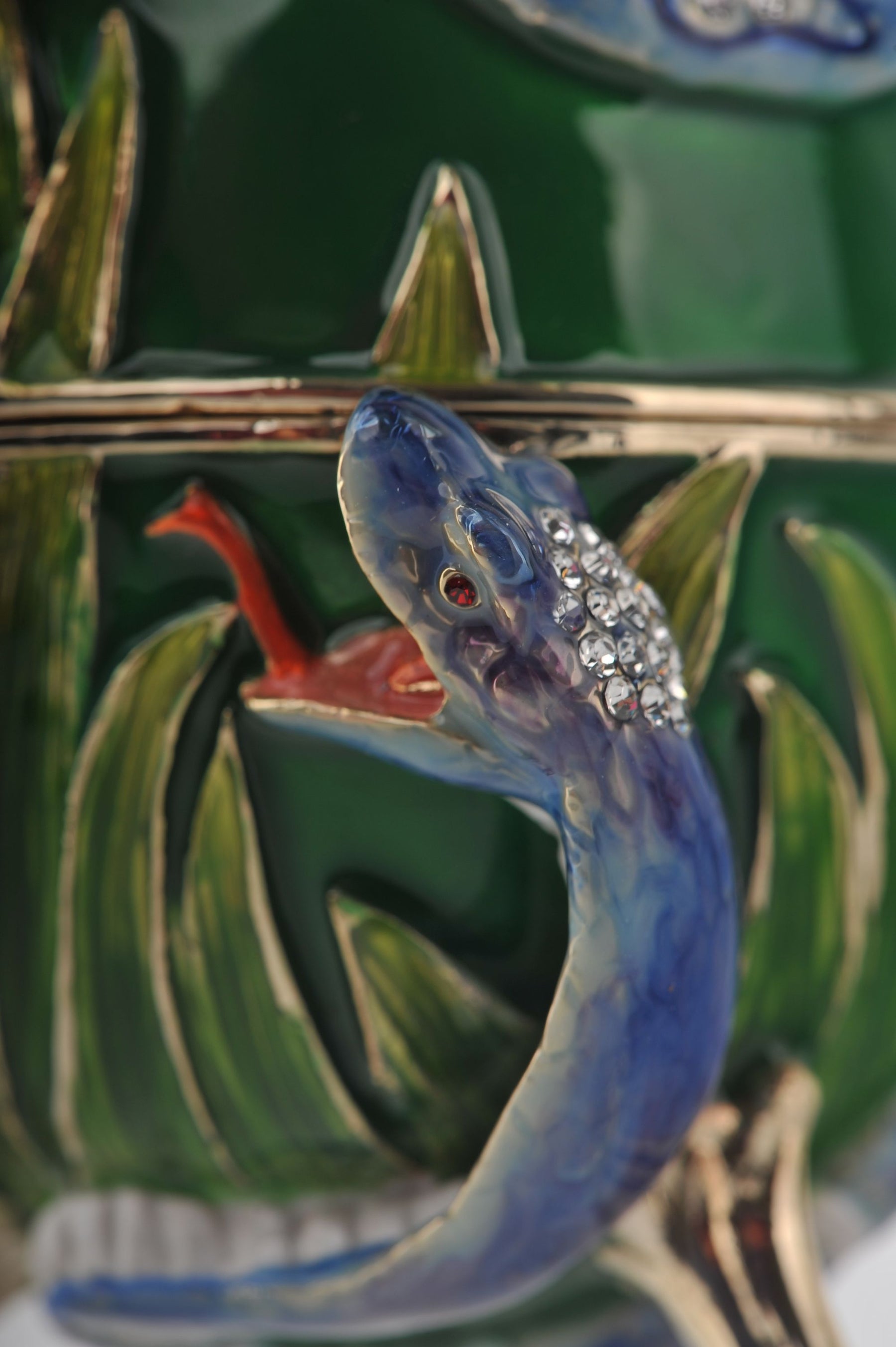 Keren Kopal Green Egg with Snakes