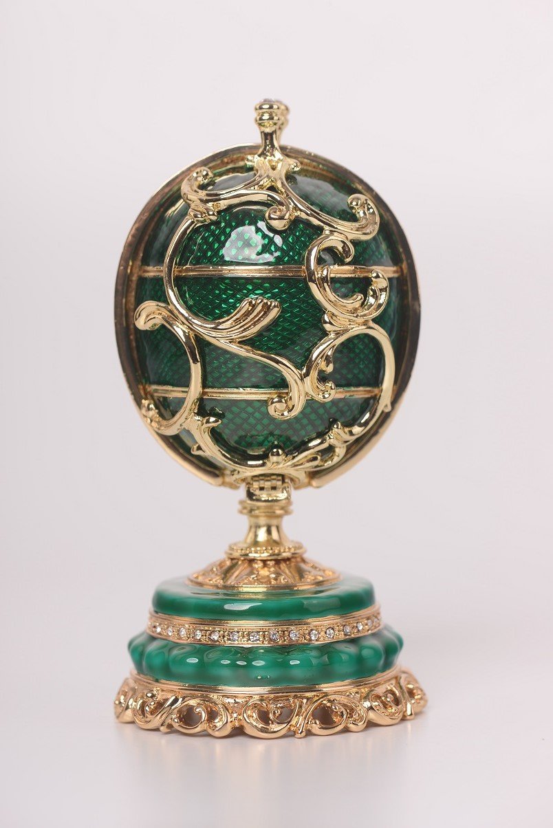 Keren Kopal Green Faberge Egg with a Removable Flower Bouquet