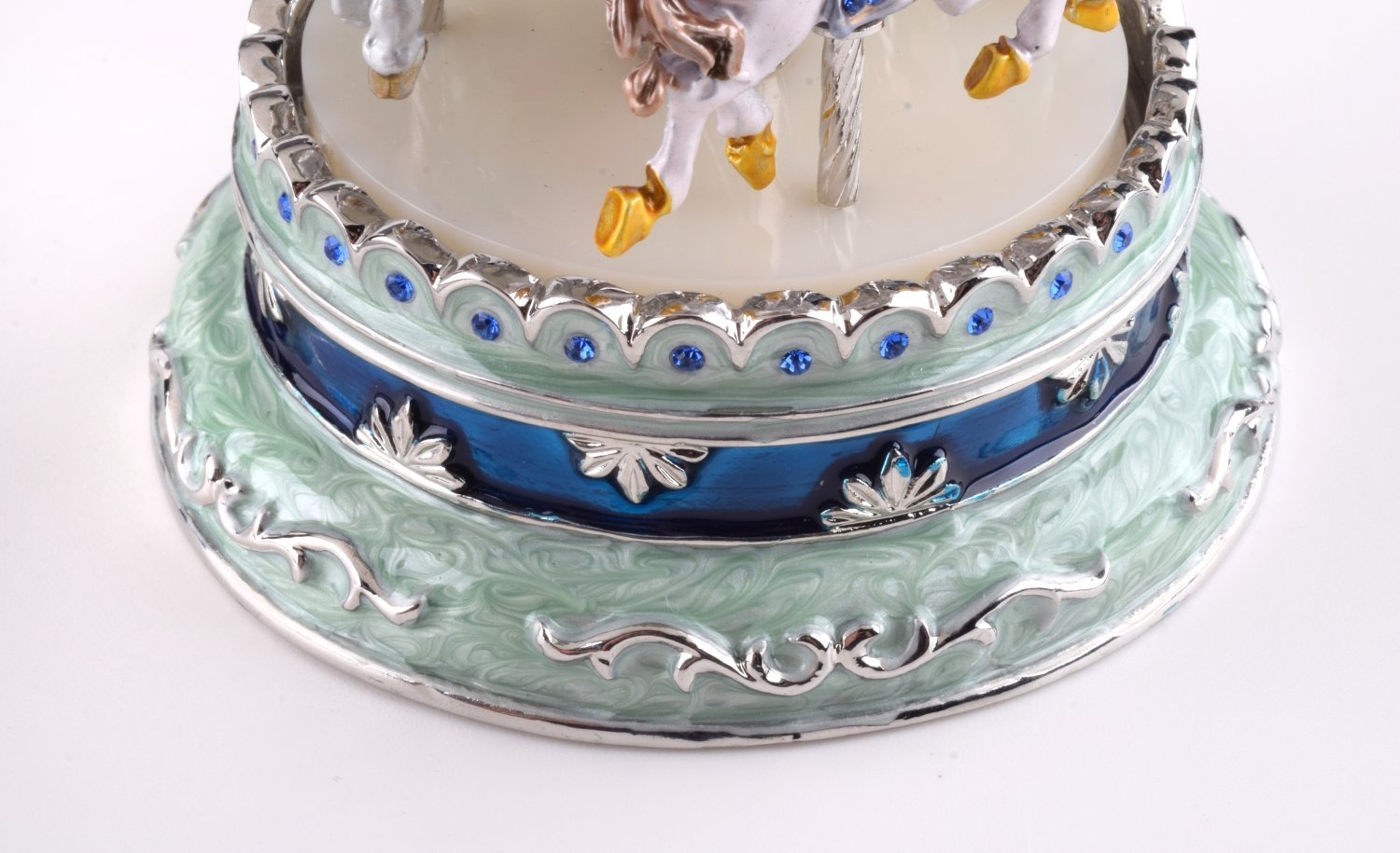 Keren Kopal Green Musical Carousel