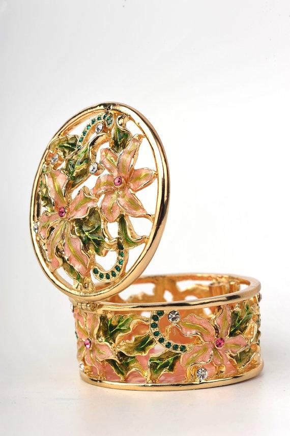 Keren Kopal Green & Pink Flowers Trinket Box