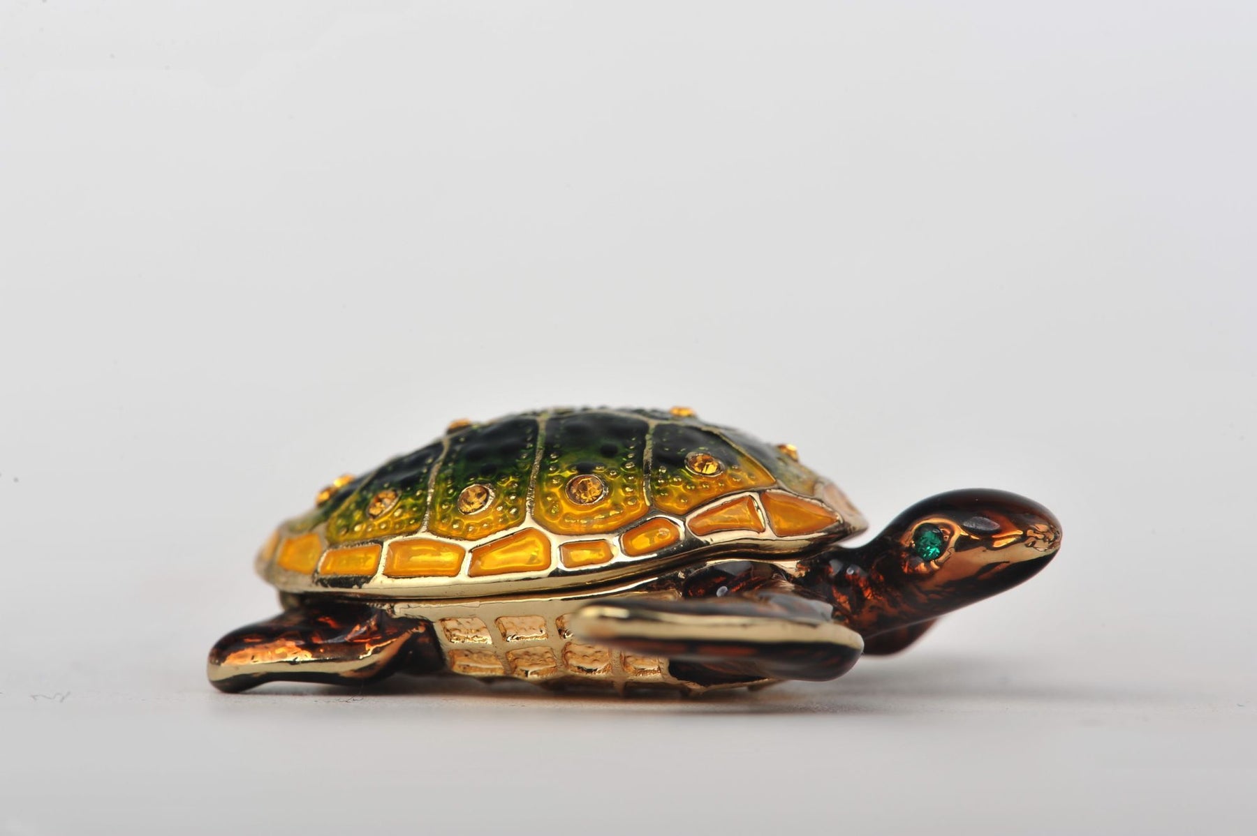 Keren Kopal Green and Gold Sea Turtle