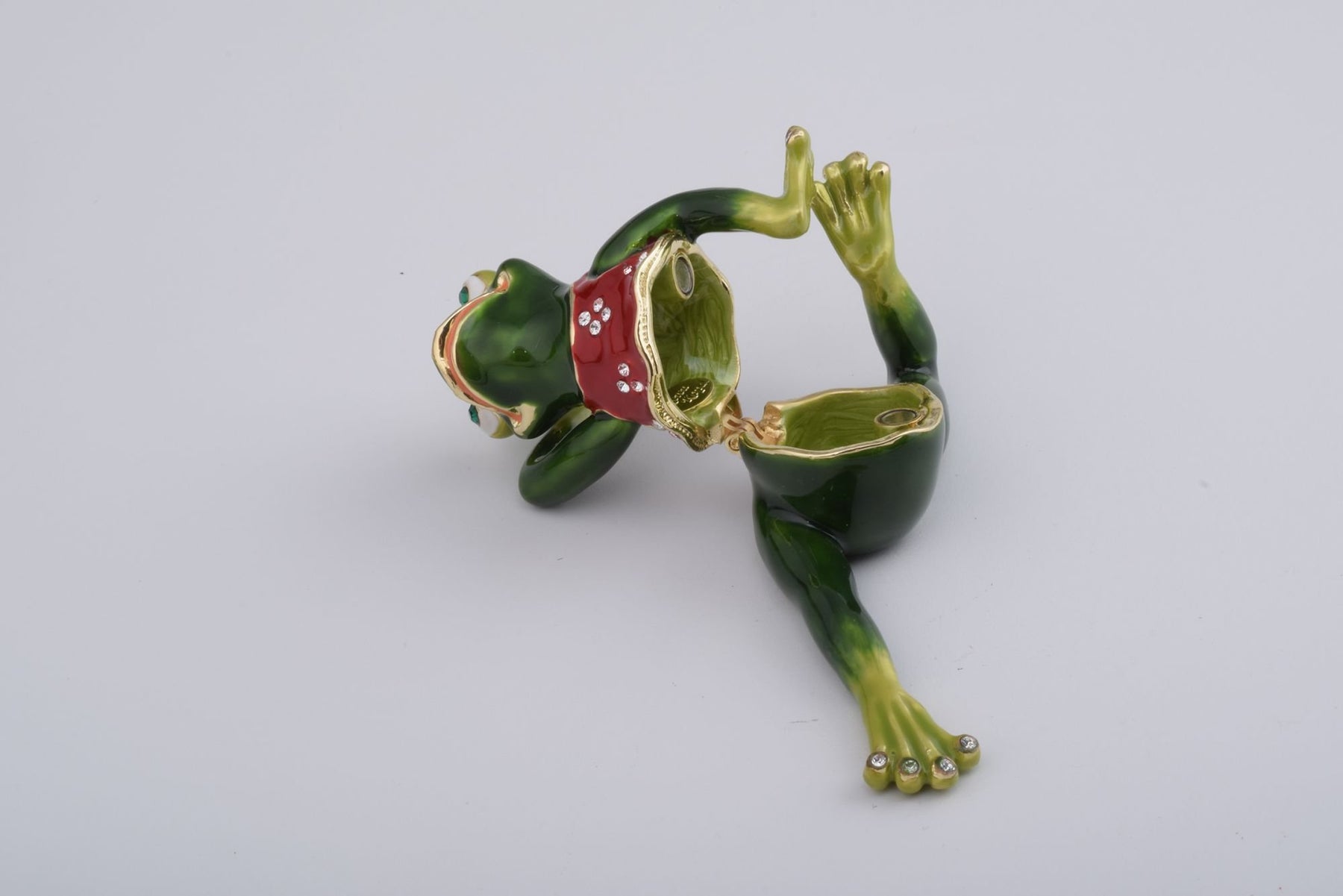 Keren Kopal Gymnastic Frog with a Red Shirt