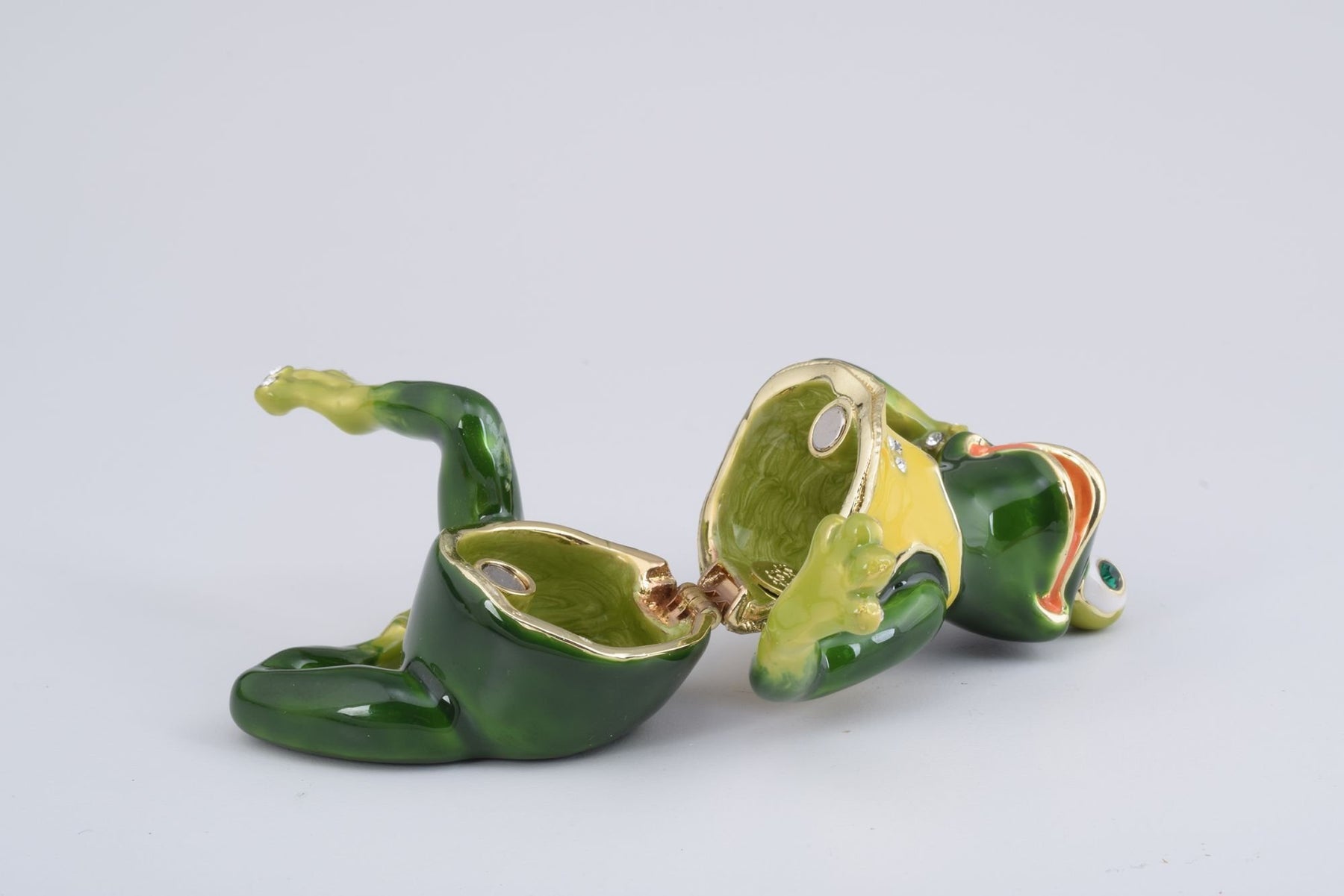 Keren Kopal Gymnastic Frog with a Yellow Shirt