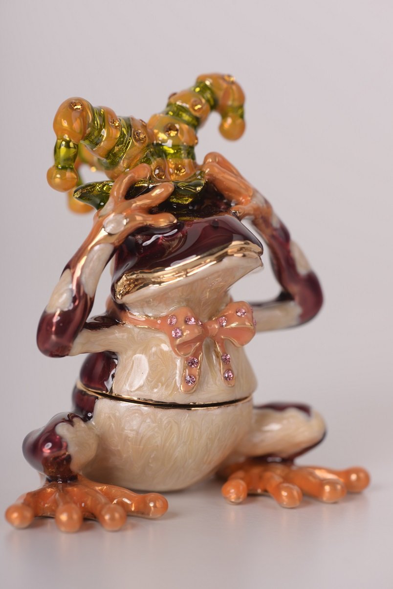 Keren Kopal Maroon See No Evil Frog