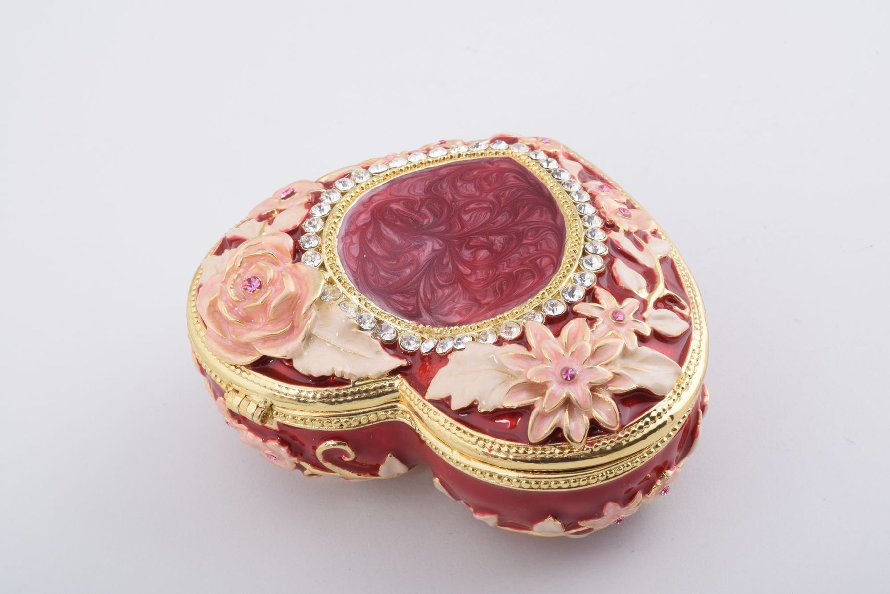 Keren Kopal Red Heart Box