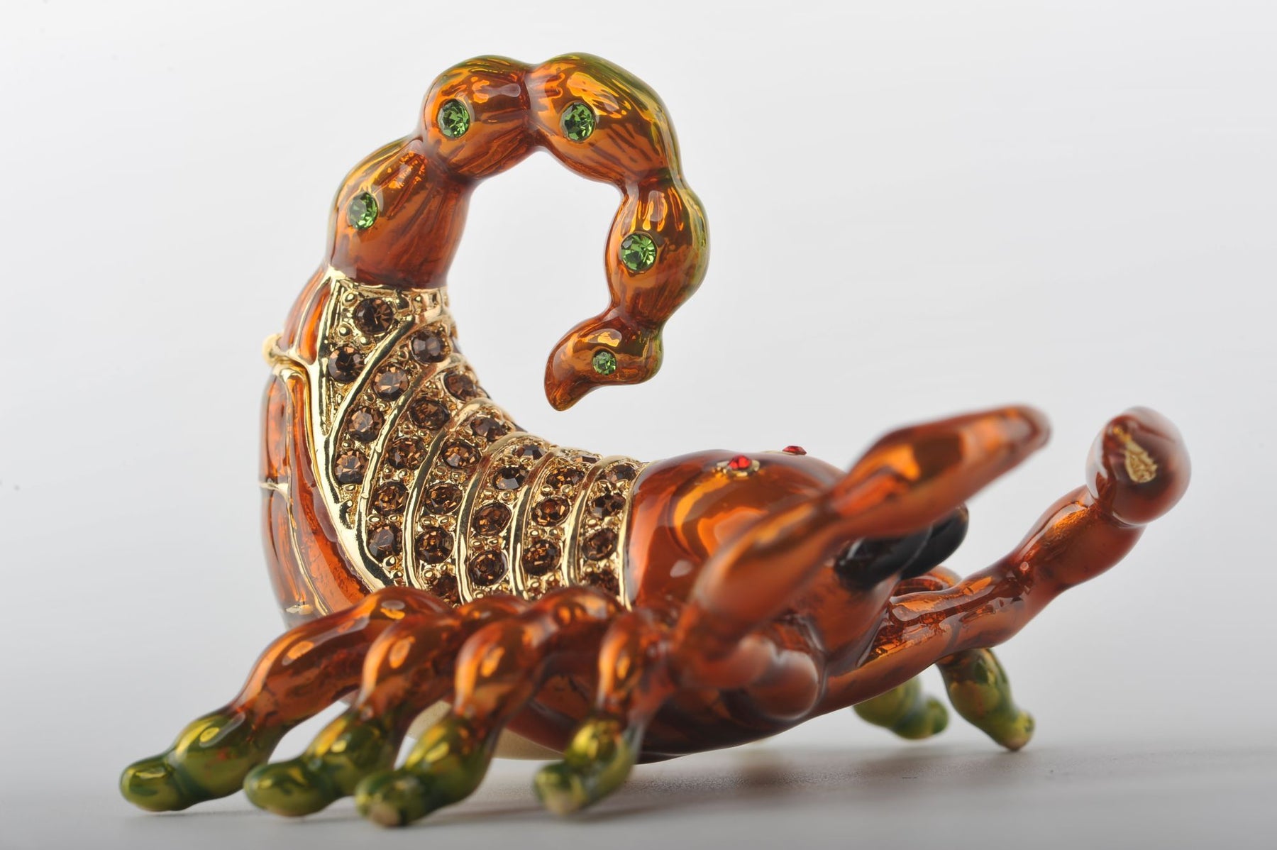 Keren Kopal Scorpion