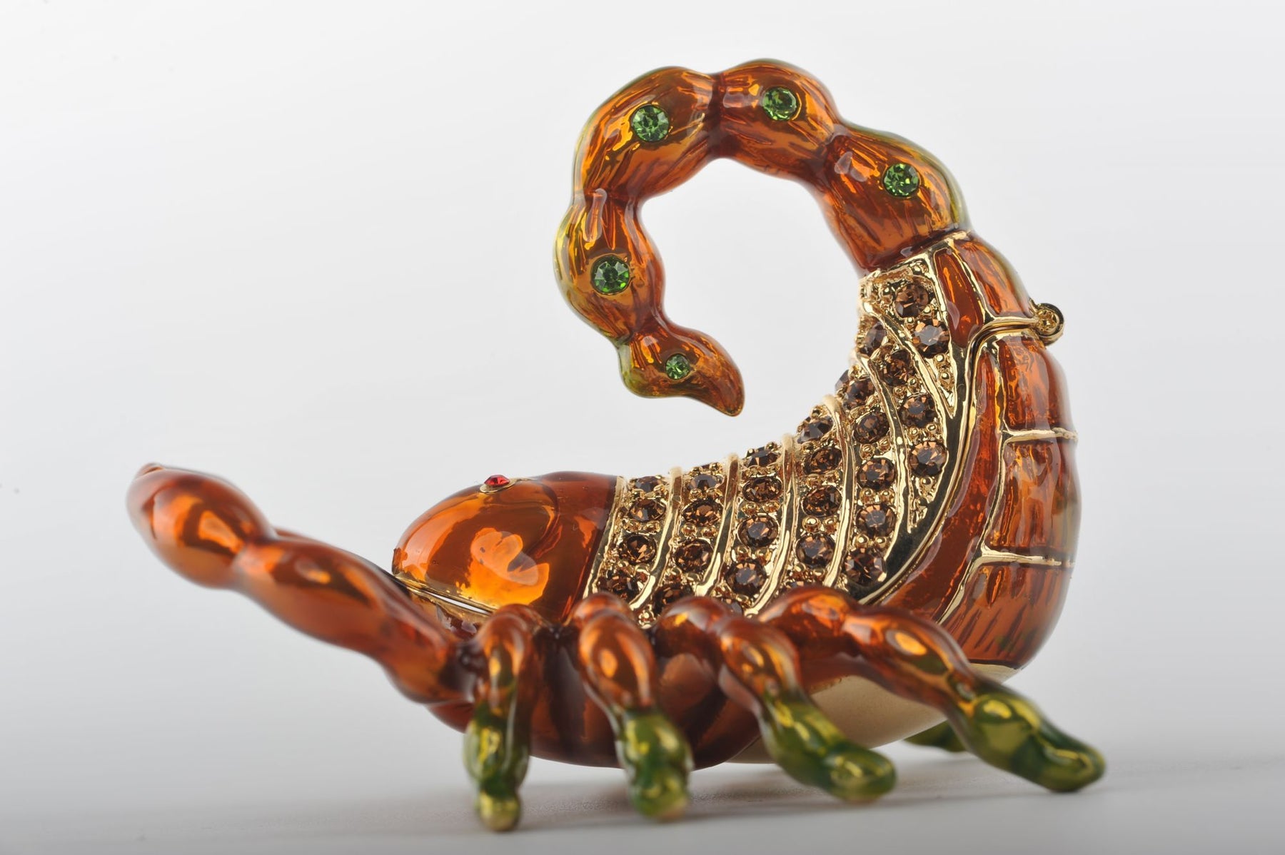 Keren Kopal Scorpion