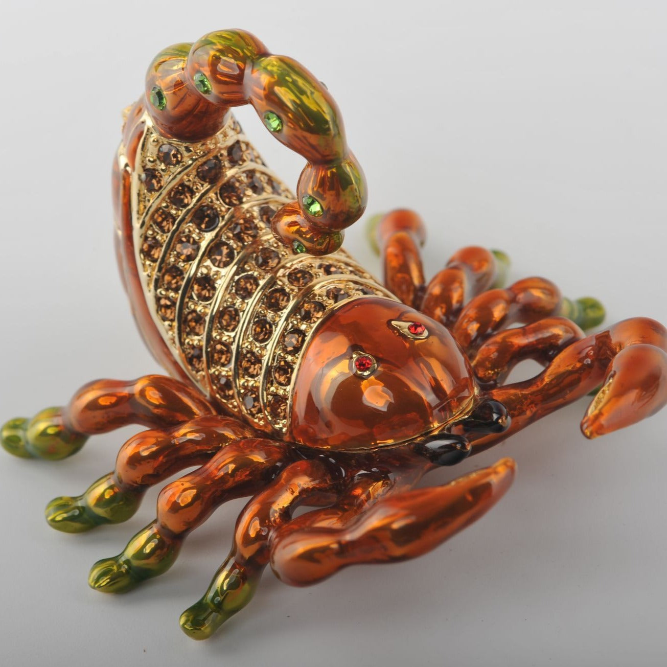 Keren Kopal Scorpion