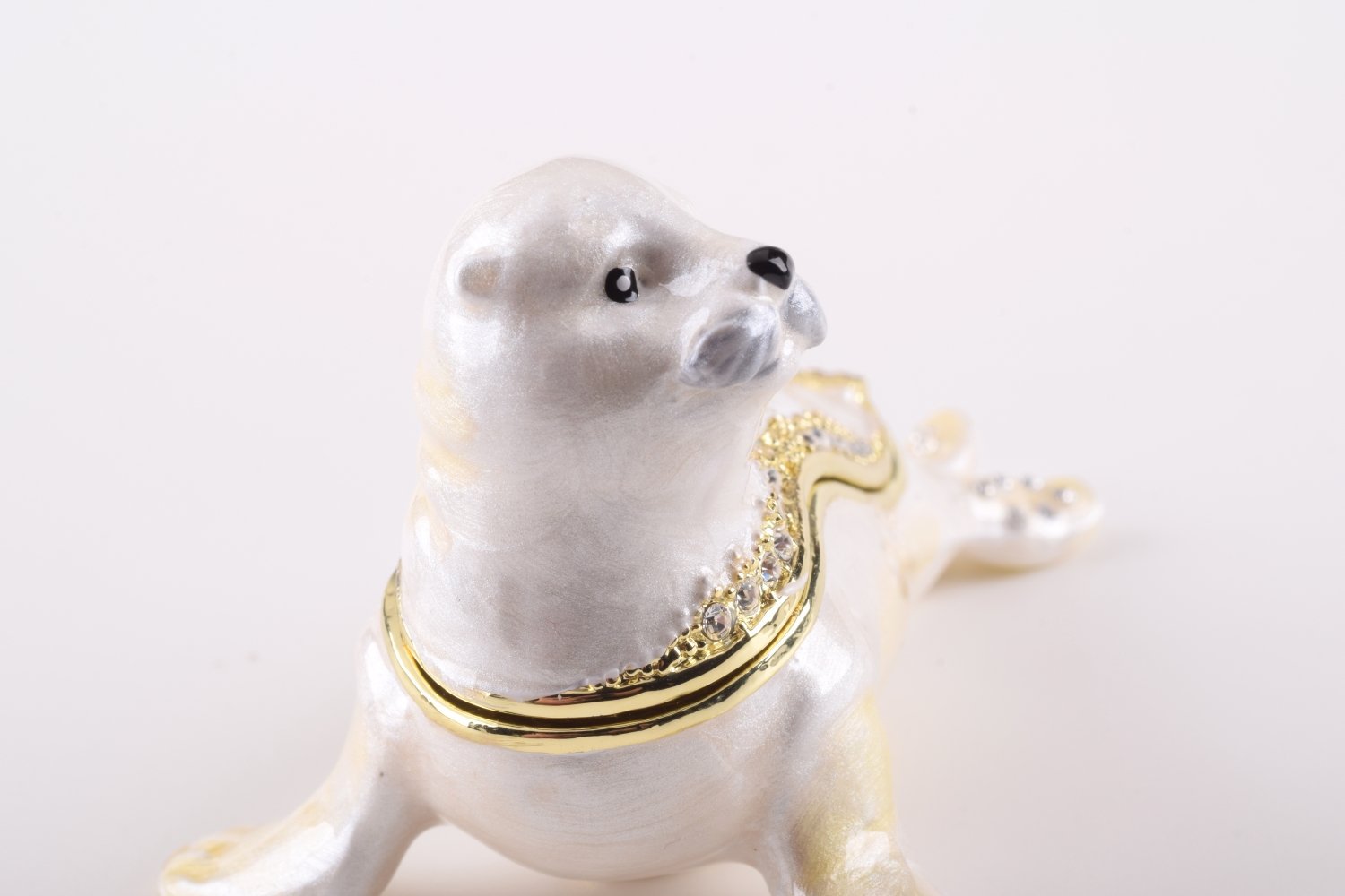 Keren Kopal Seal Trinket Box