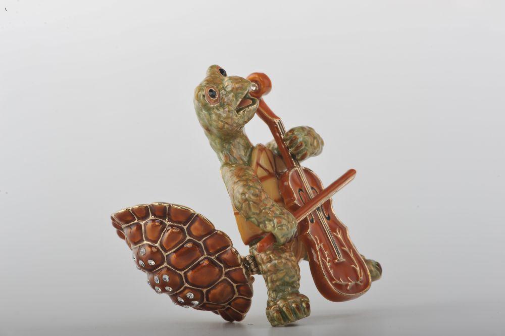 Keren Kopal Turtle Playing the Cello