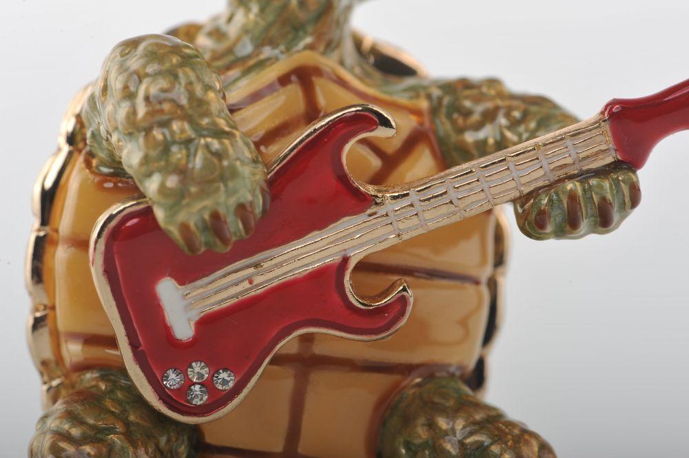 Keren Kopal Turtle Playing the Guitar