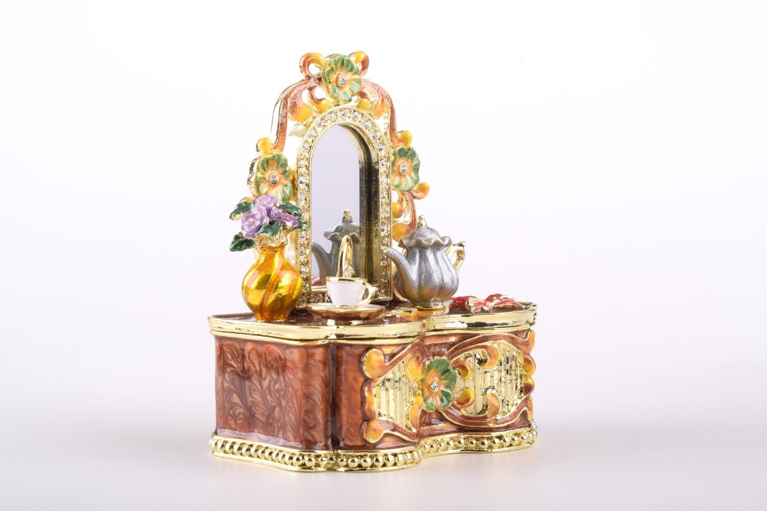 Keren Kopal Vanity Table