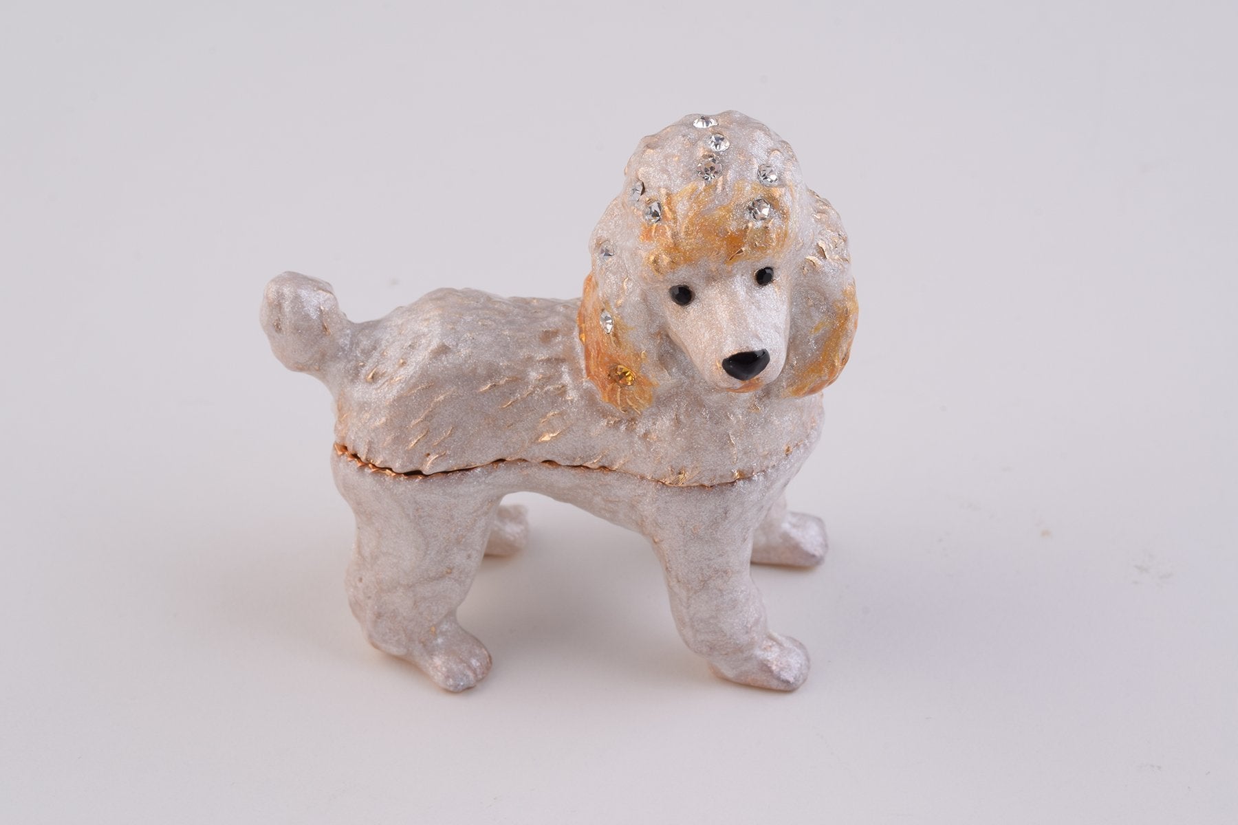 Keren Kopal White Dog