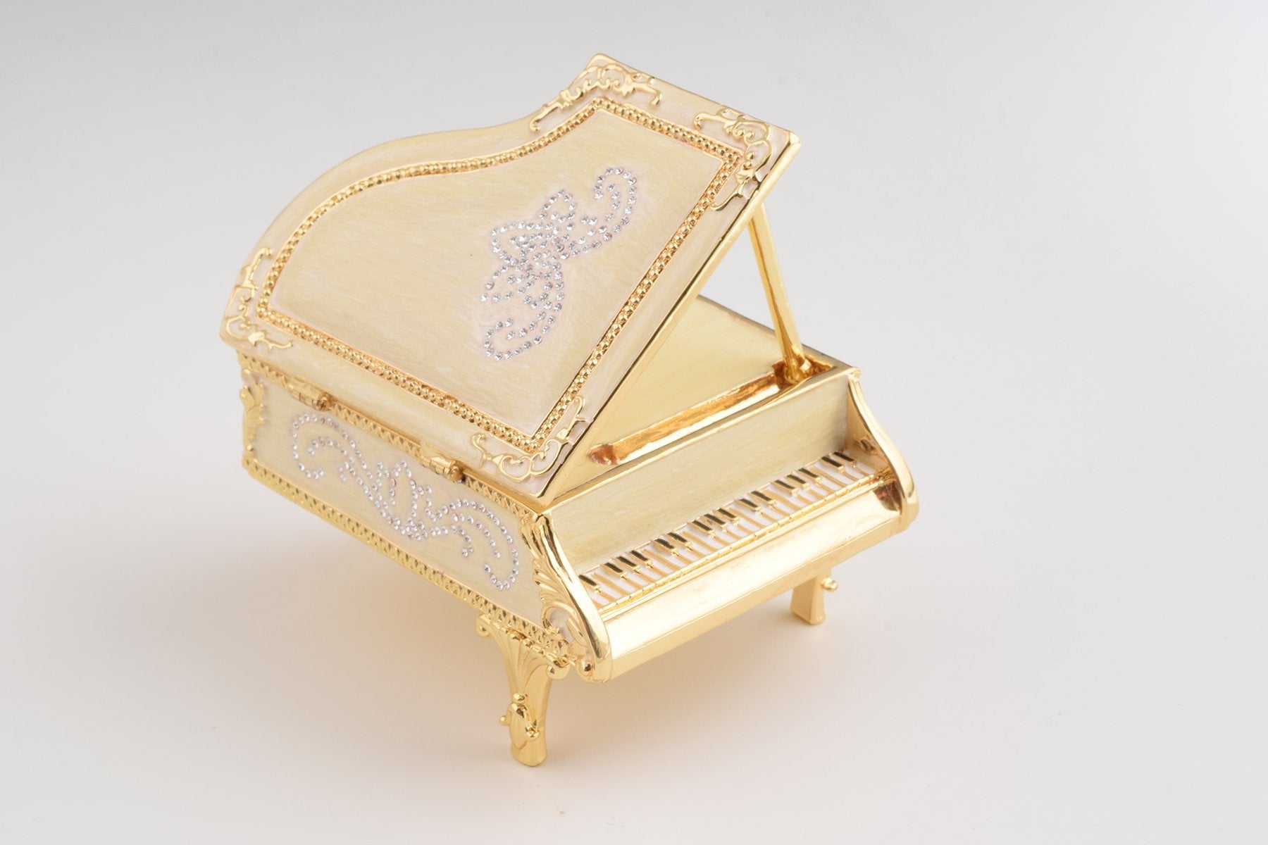 Keren Kopal White Piano
