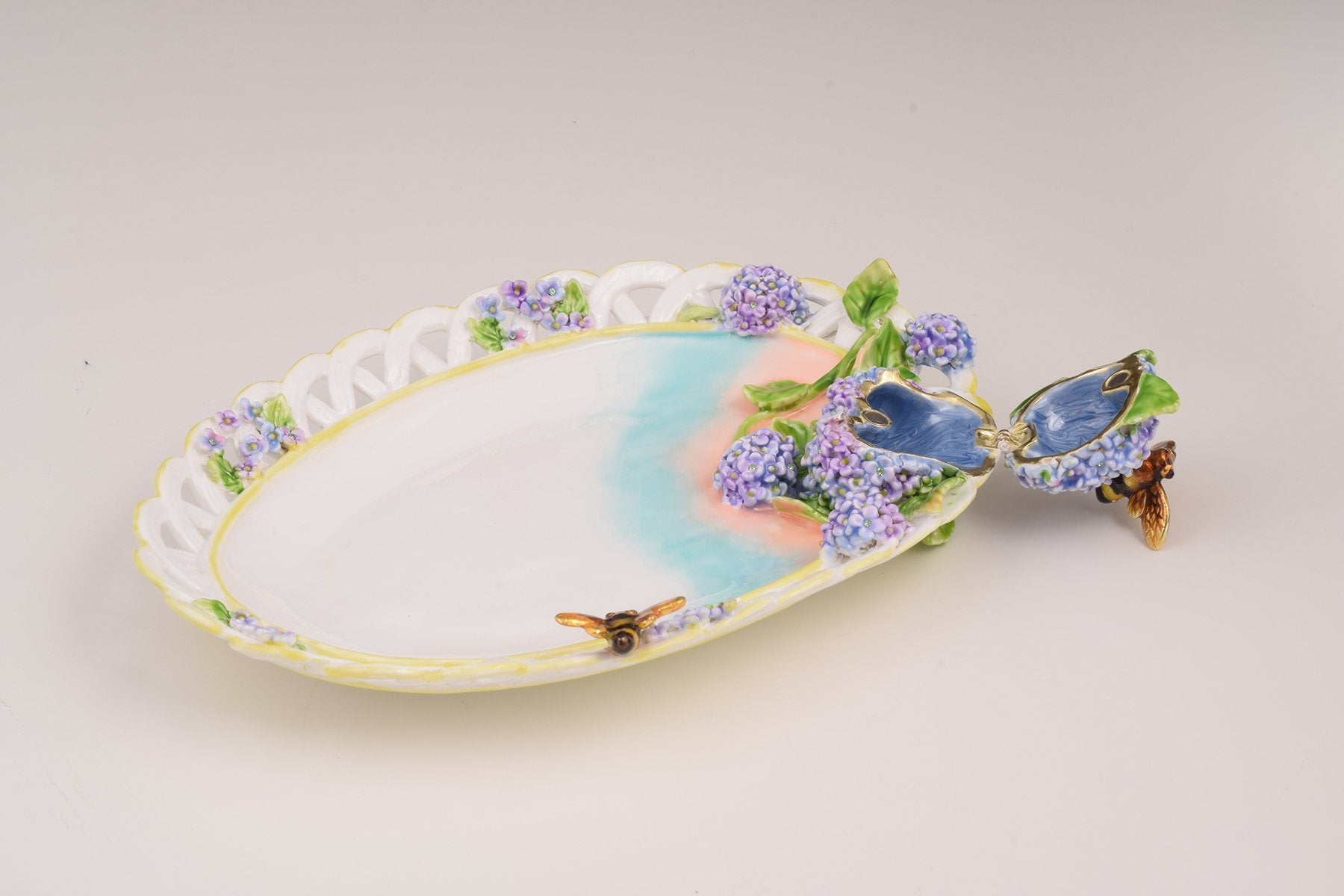 Keren Kopal White Plate Decorated Trinket Box