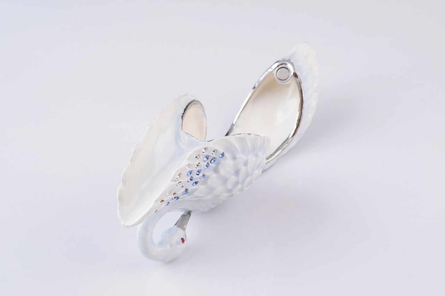 Keren Kopal White Swan