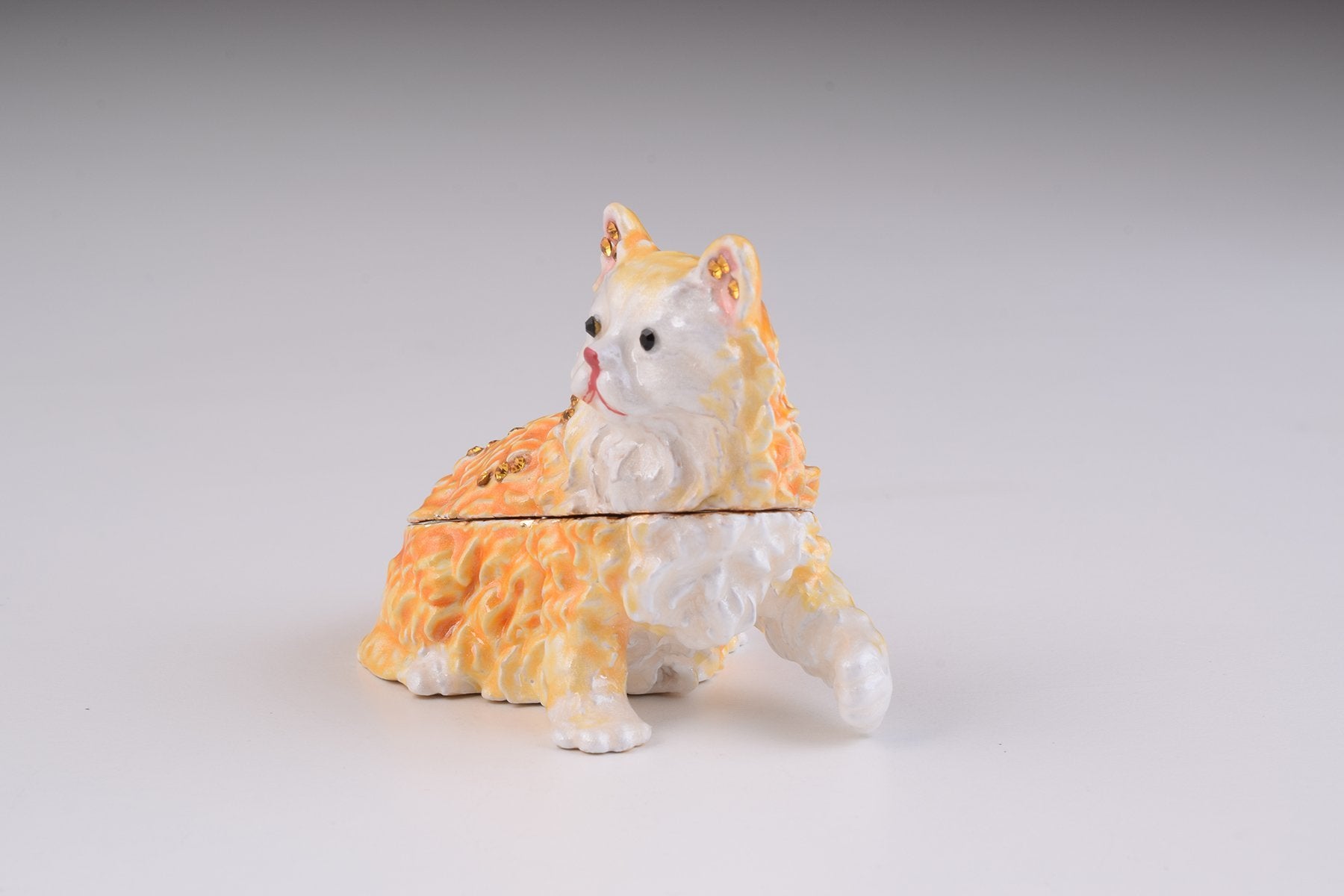 Keren Kopal Brown Cat