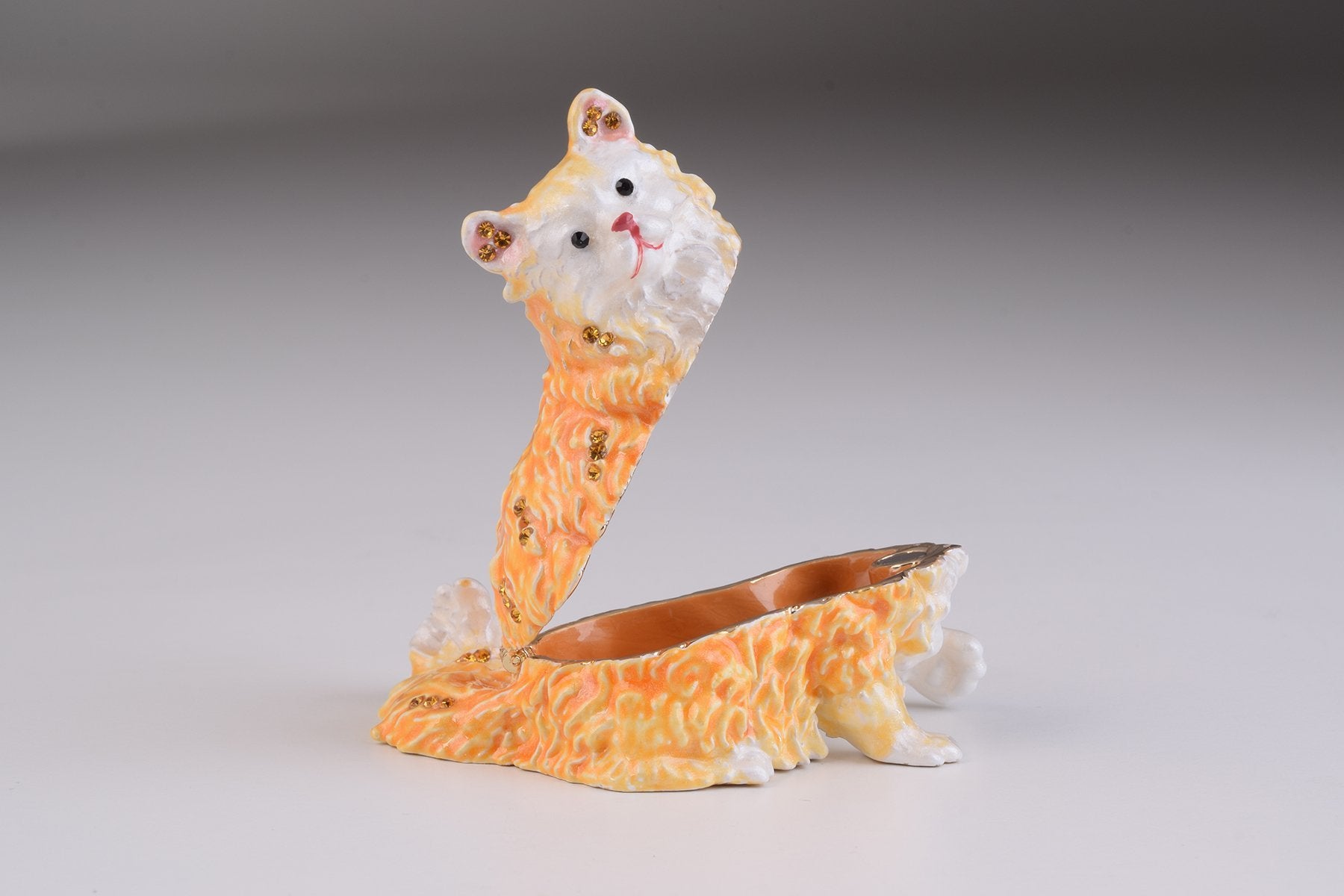 Keren Kopal Brown Cat