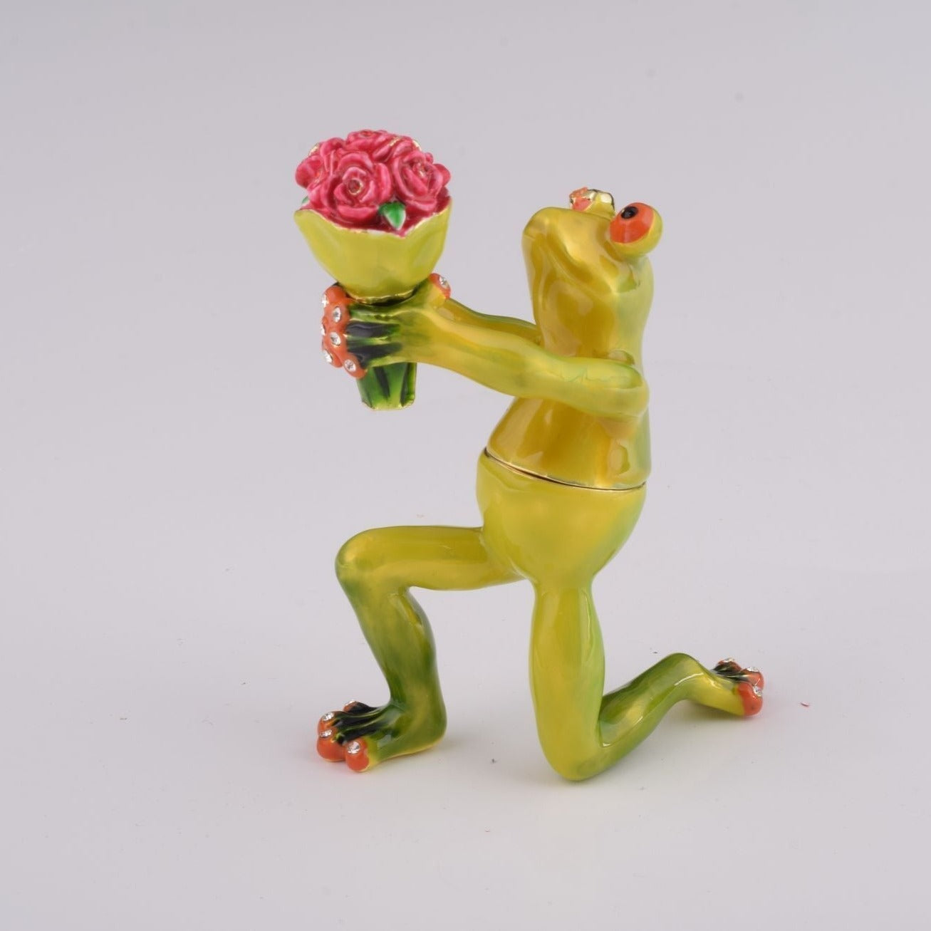 Keren Kopal Romantic Frog Holding Flowers