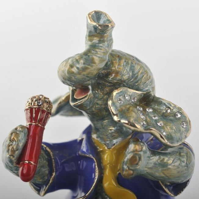 Keren Kopal Singing Elephant