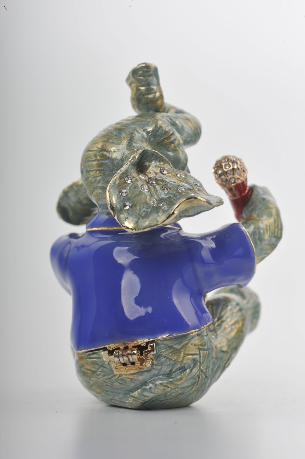 Keren Kopal Singing Elephant