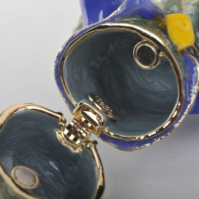 Keren Kopal Singing Elephant