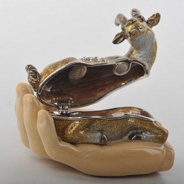 Keren Kopal Zodiac Ram Laying on Hand