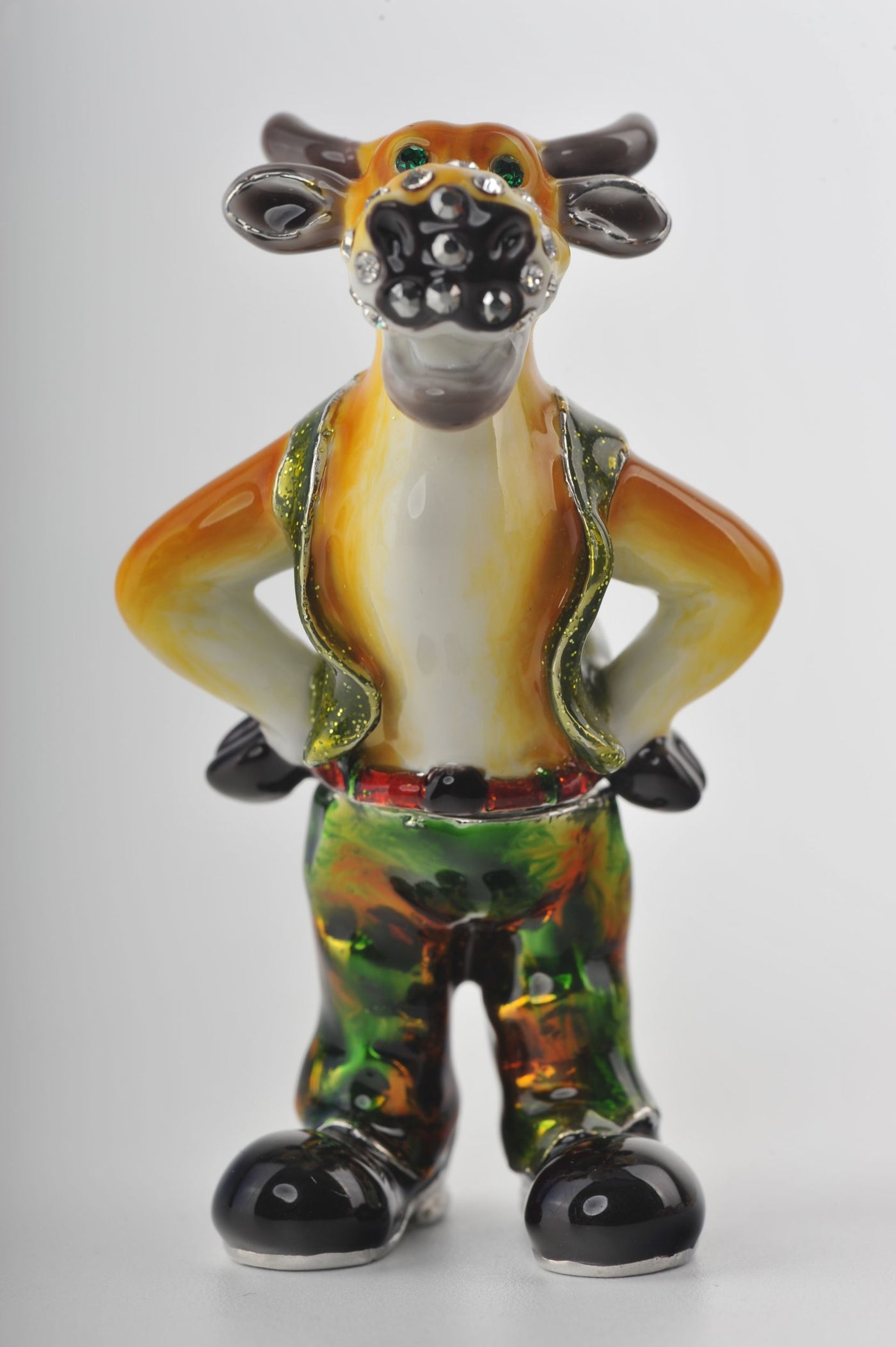 Keren Kopal Standing Bull with Green Pants