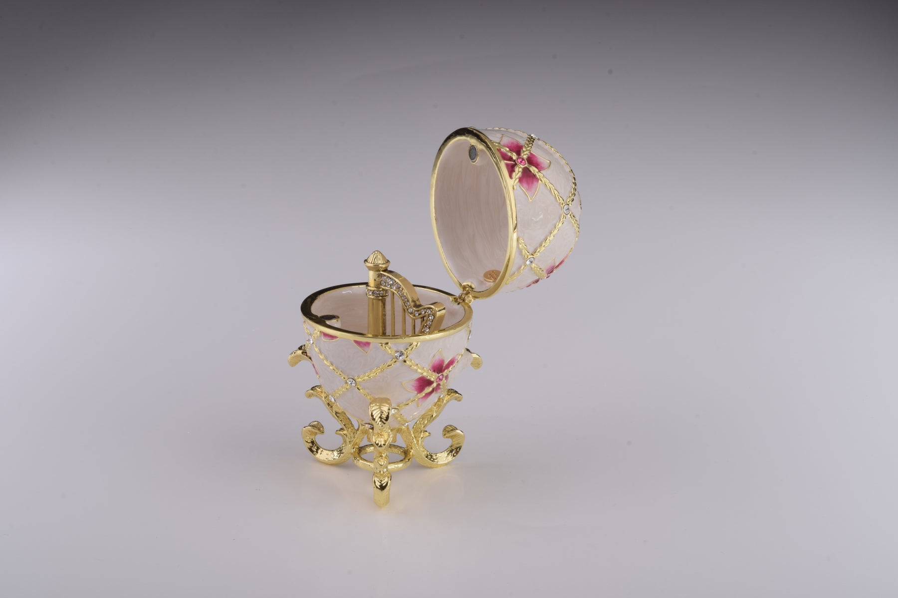 Keren Kopal White Egg with Flowers & Harp