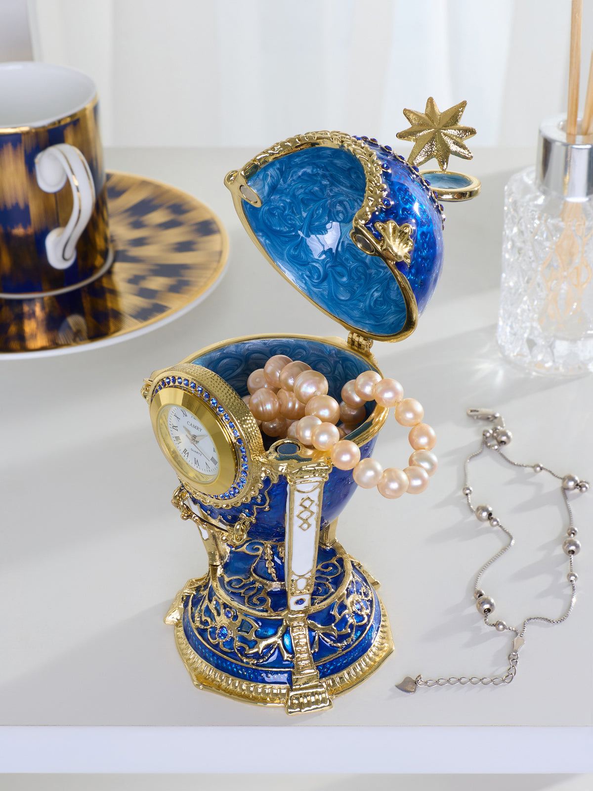 Boîte à bijoux Œuf Horloge Bleu Royal & Or avec Compartiment Secret & Étoile Amovible