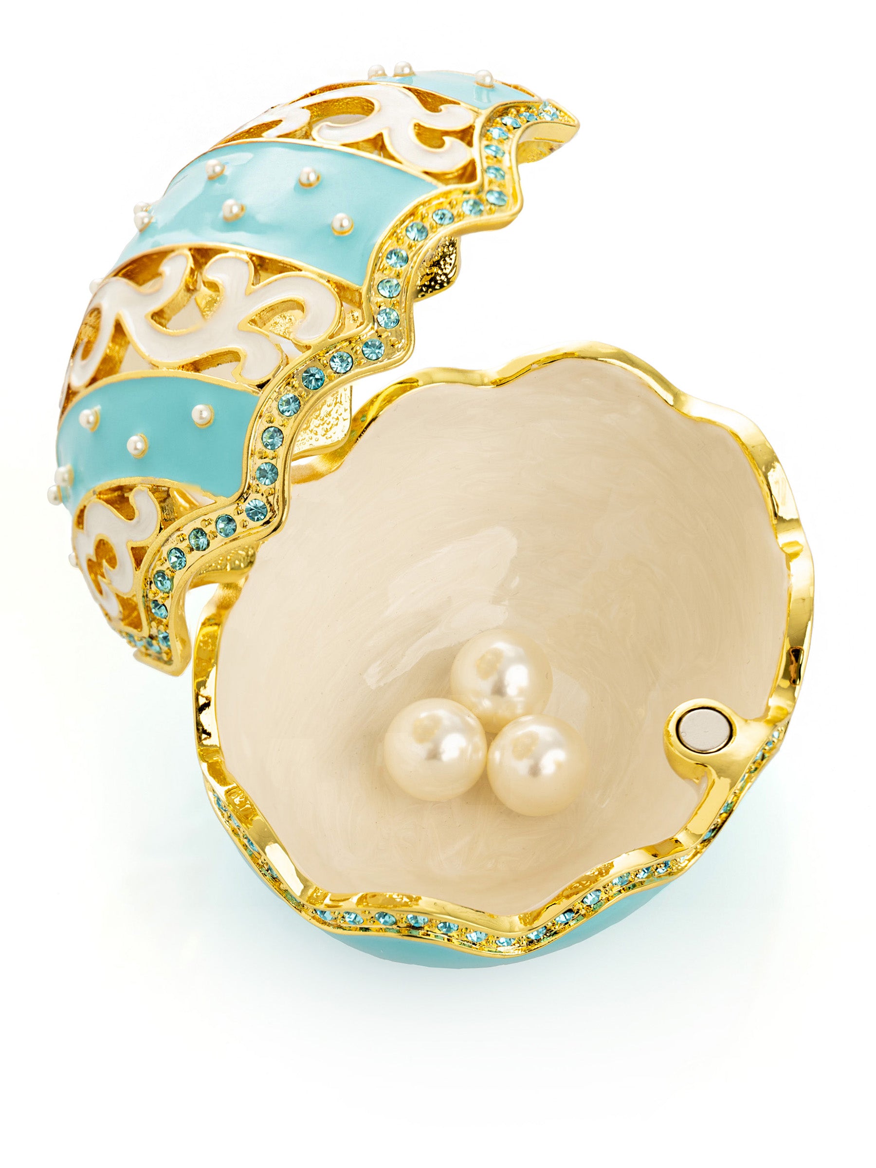 Turquoise Egg with pearls