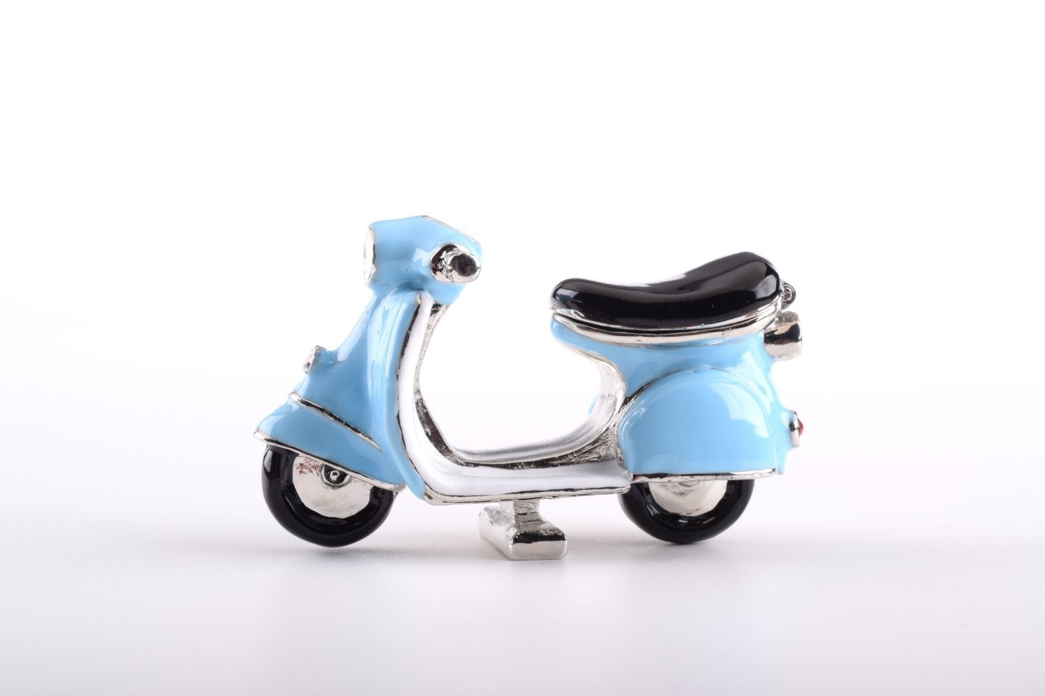 Keren Kopal Blue Vespa  84.00