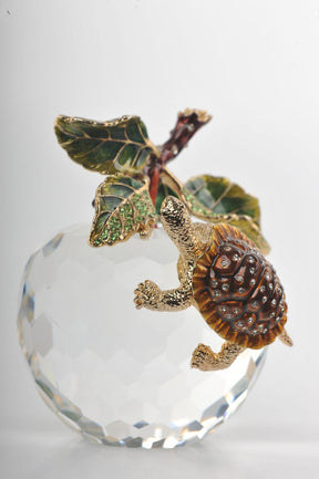 Keren Kopal Crystal Apple with a Turtle  139.00