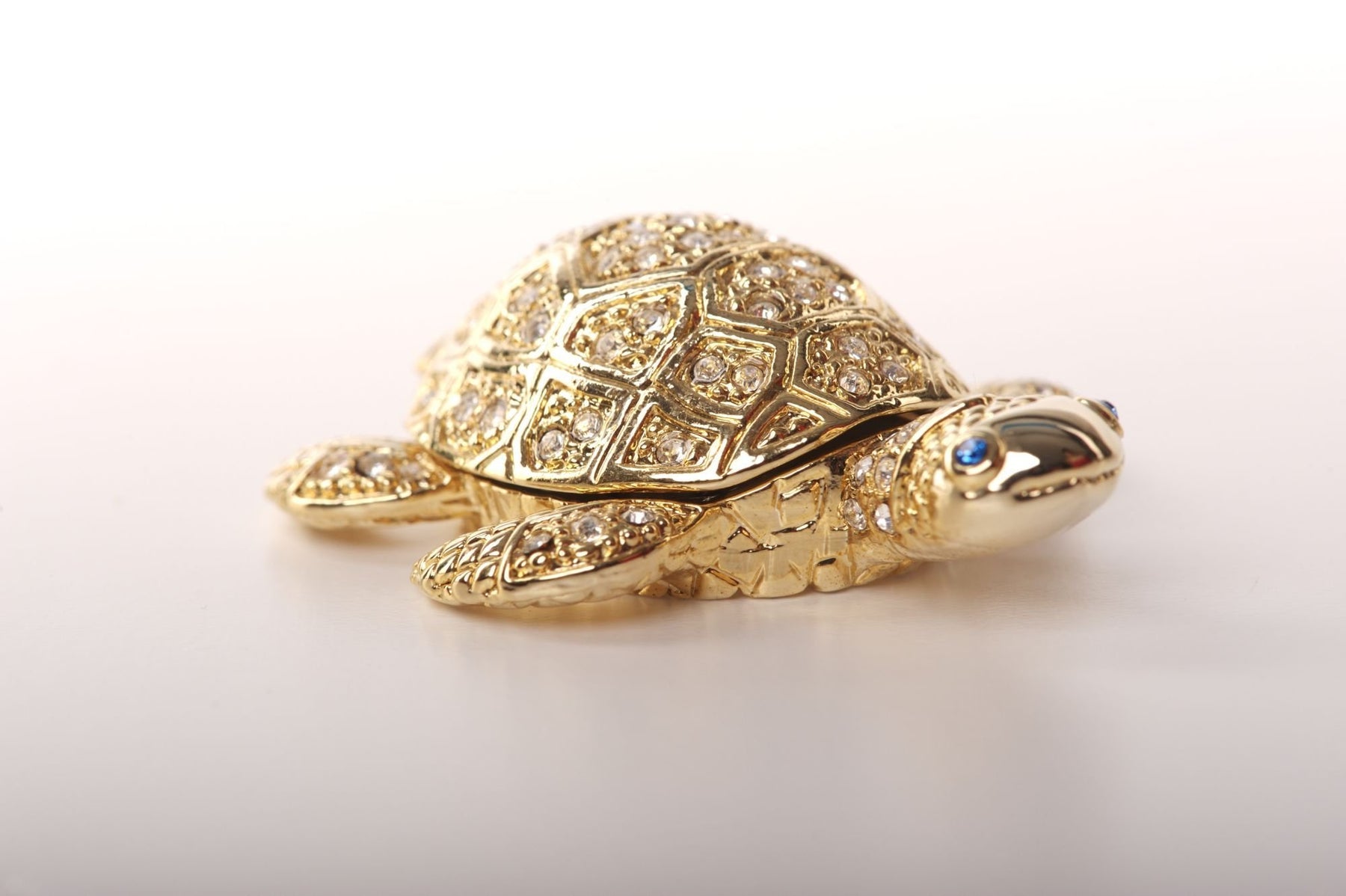 Keren Kopal Golden Sea Turtle  30.00