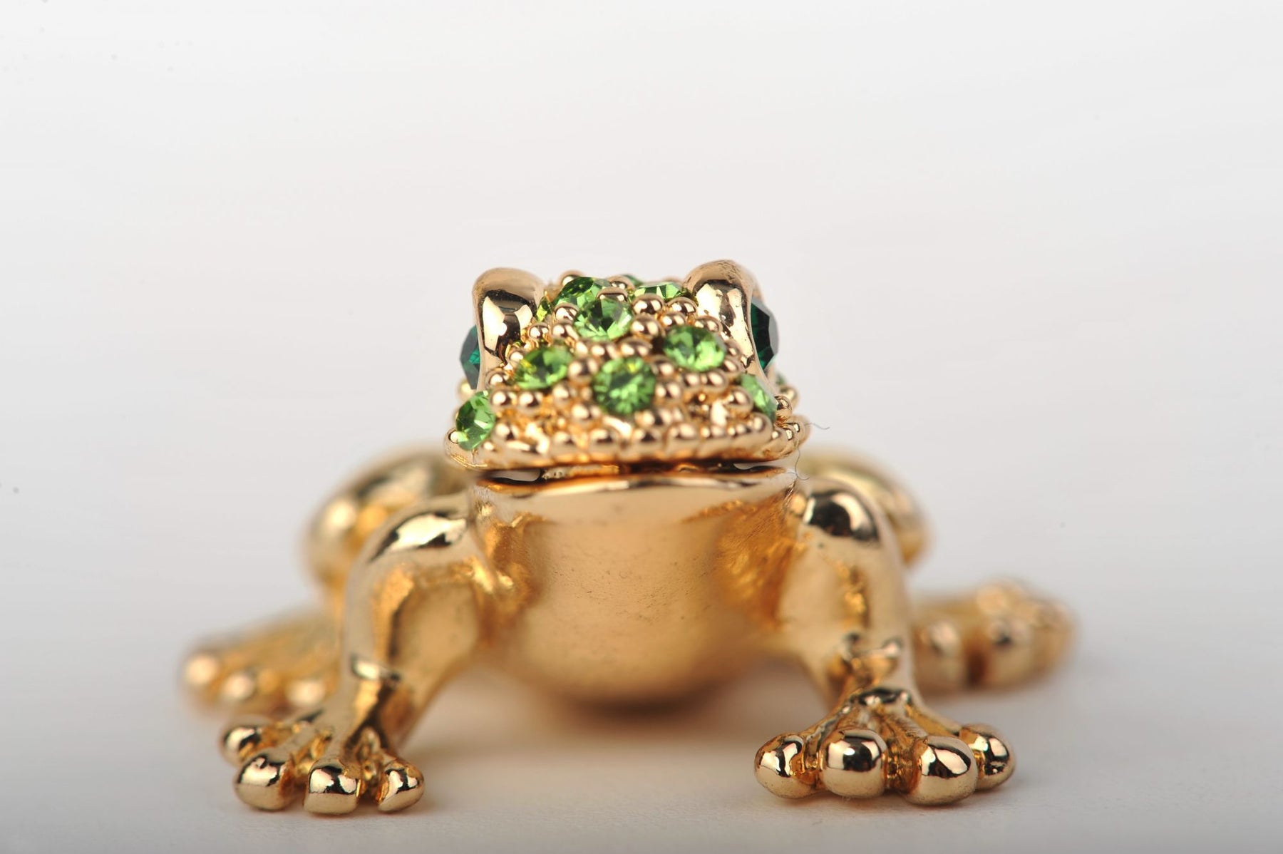 Keren Kopal Tiny Gold & Green Sitting Toad  17.00