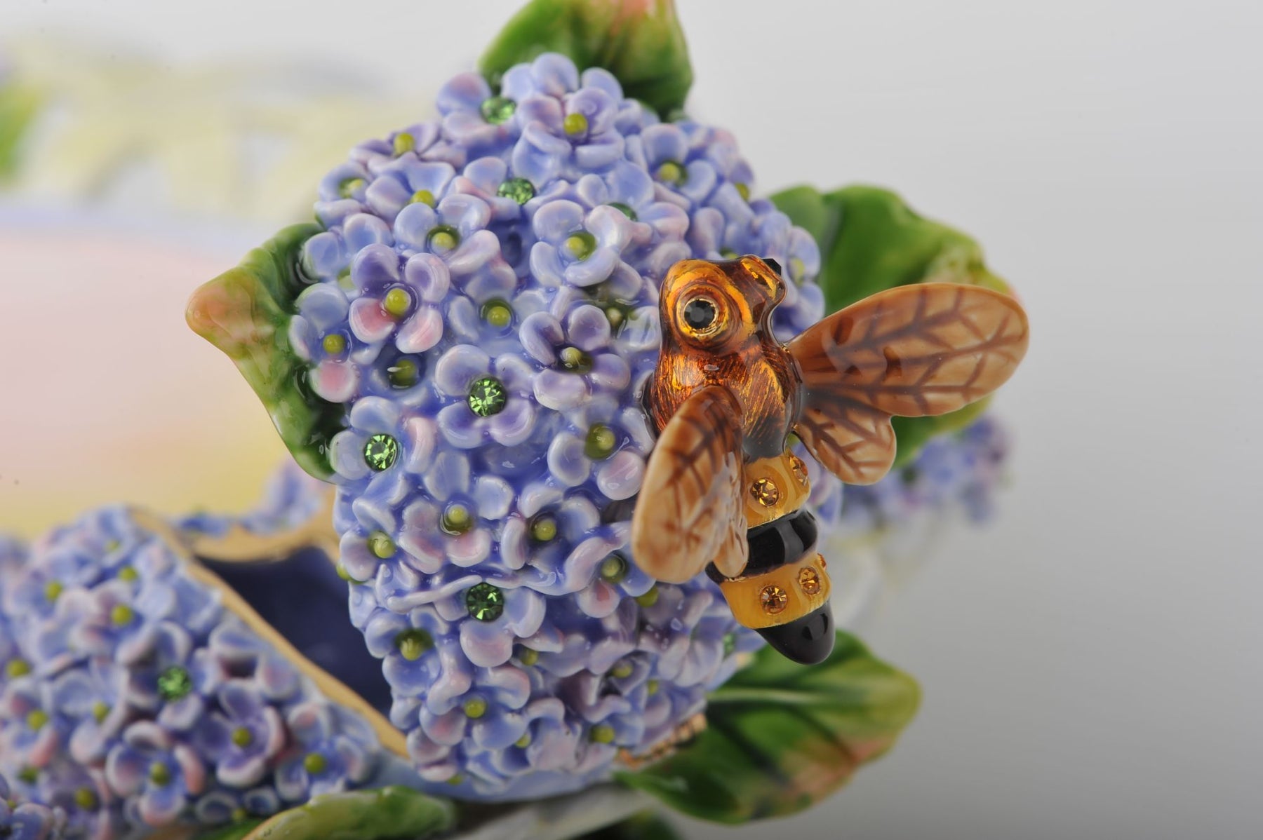 Keren Kopal Trinket Plate with a Bee  200.00