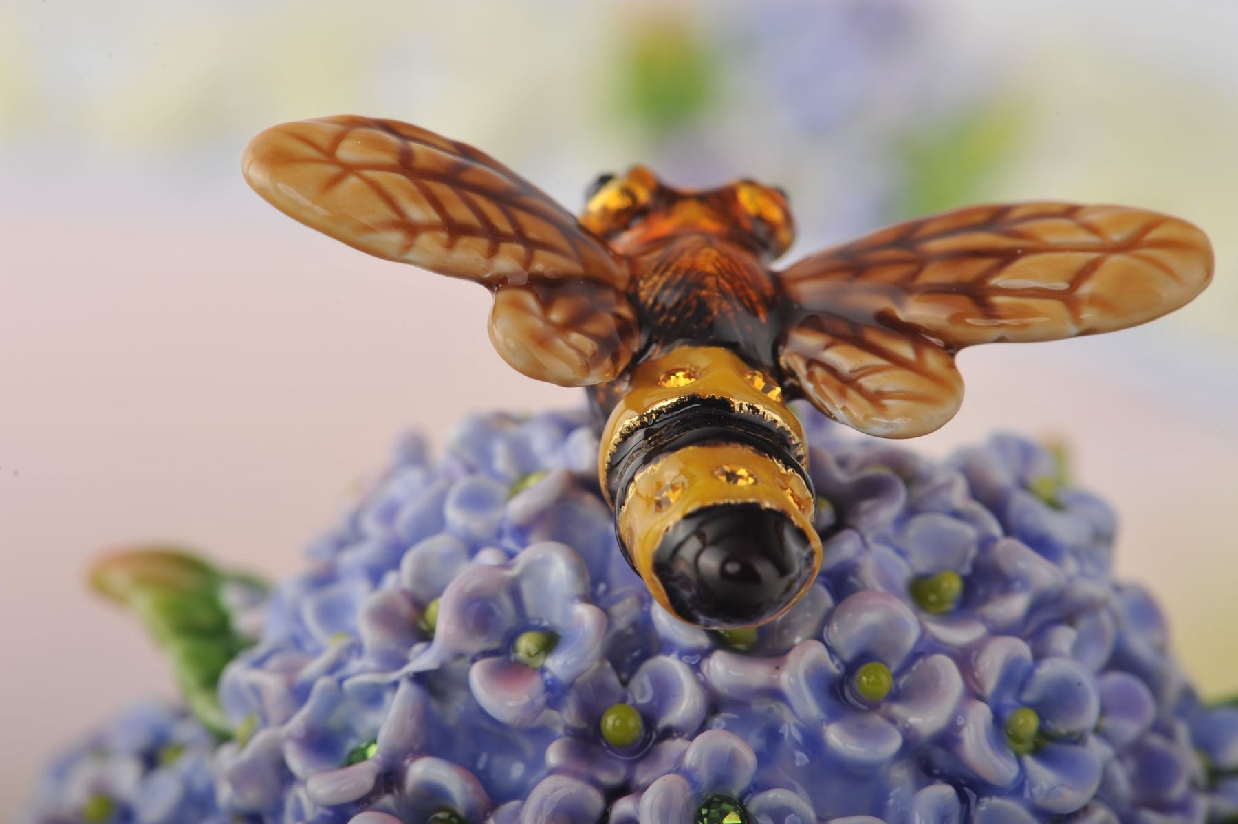 Keren Kopal Trinket Plate with a Bee  200.00