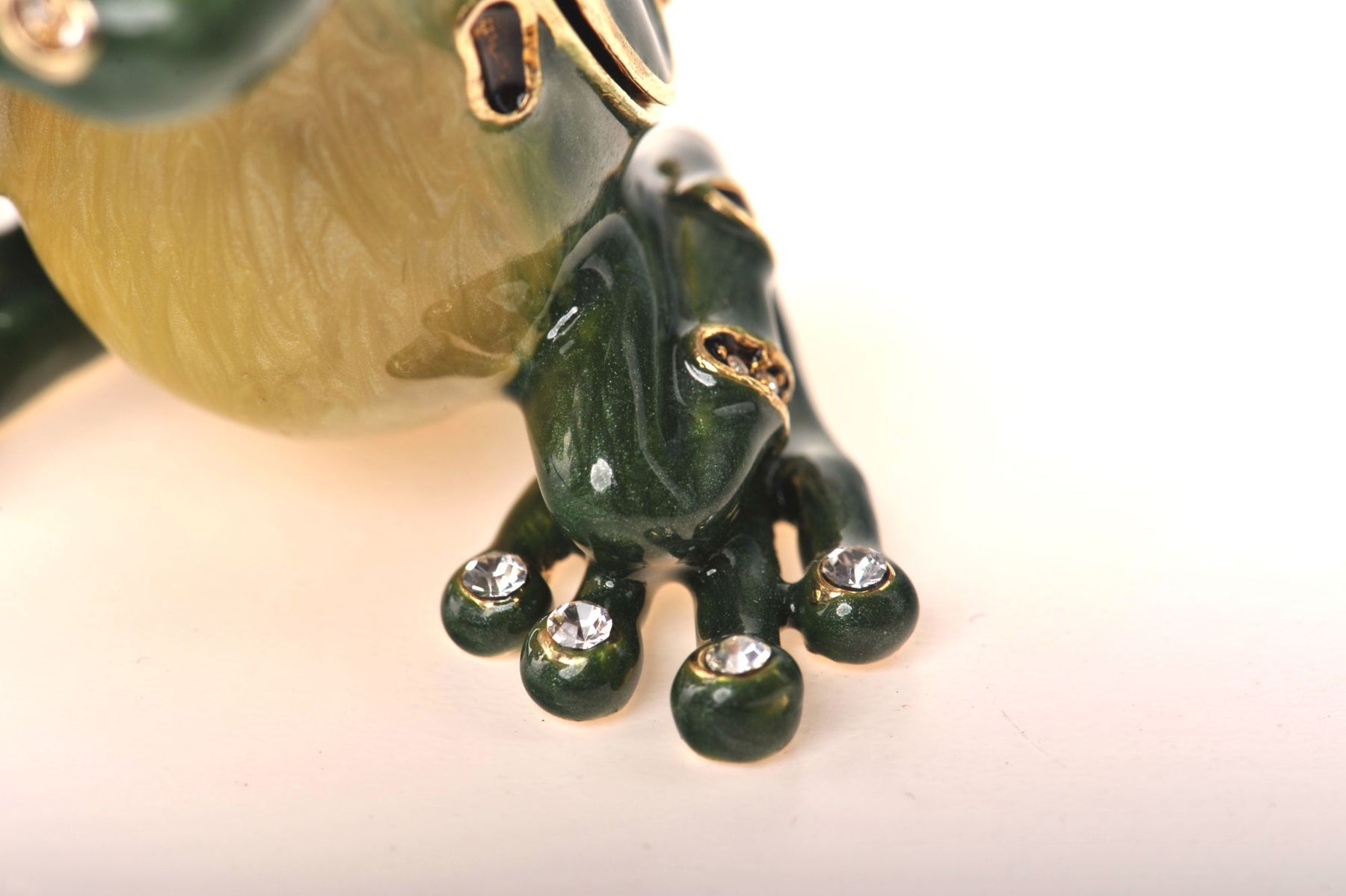 Keren Kopal Frog Playing the Saxophone trinket box 76.50